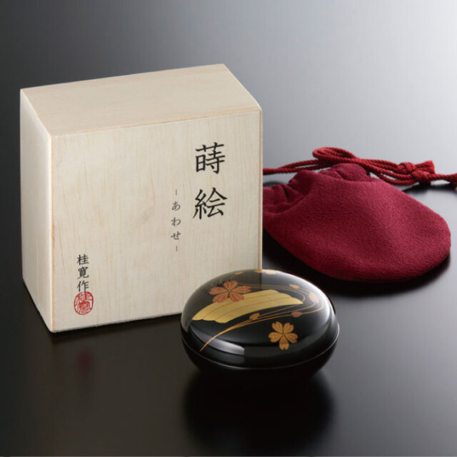 骨壷