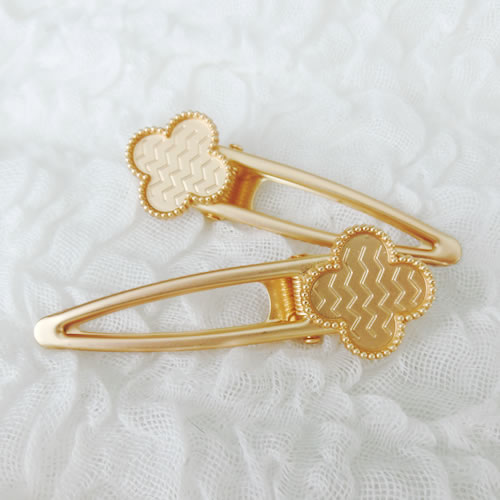 ヘアピン　04 花 ゴールド