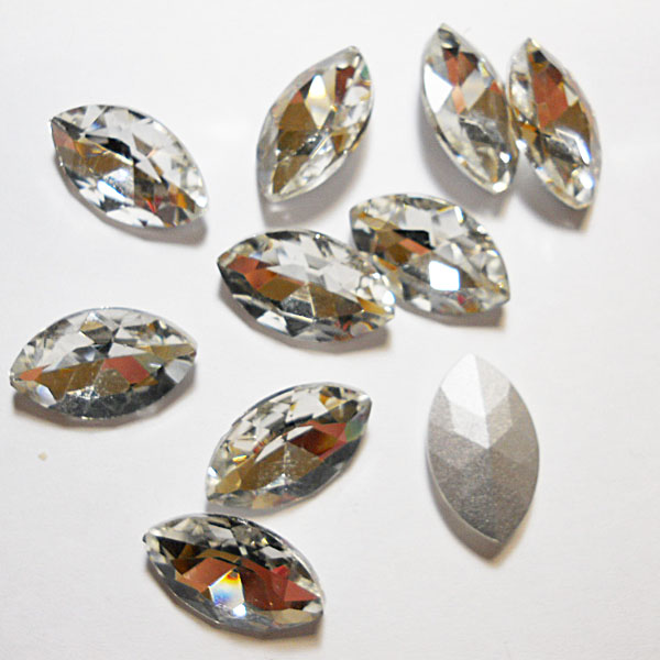 クリスタル・ビジュー・ファンシーストーン10個セット！