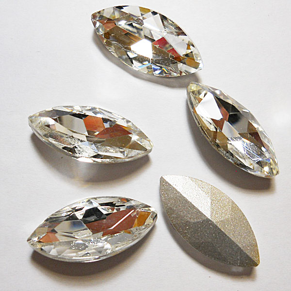 クリスタル・ビジュー・ファンシーストーン10個セット！