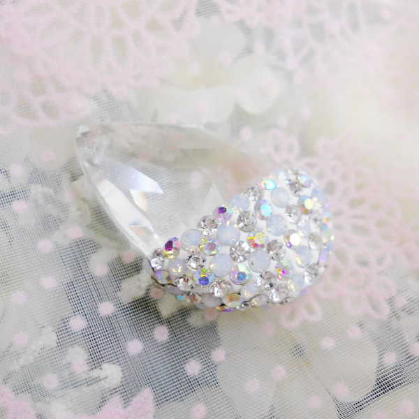 クリスタルパーツ　しずく型