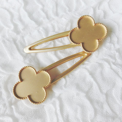 ヘアピン09 四つ葉 クローバー ゴールド