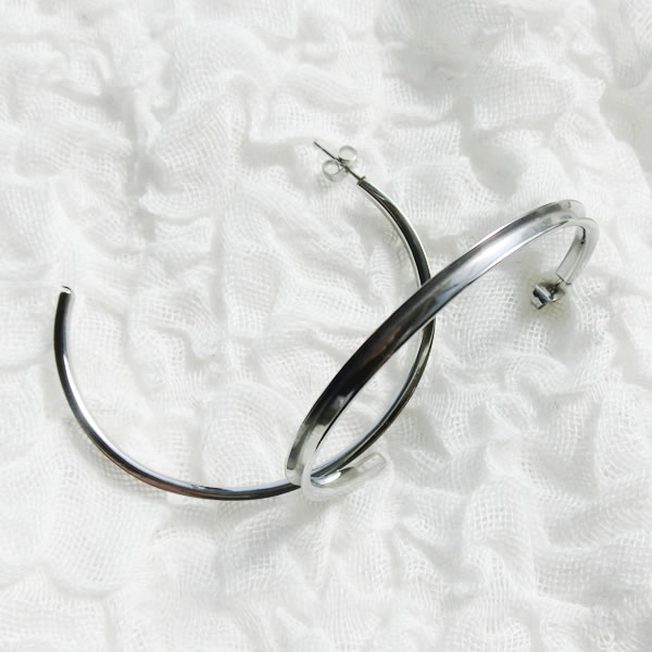 フープピアス 04 ハーフ シルバー ステンレス