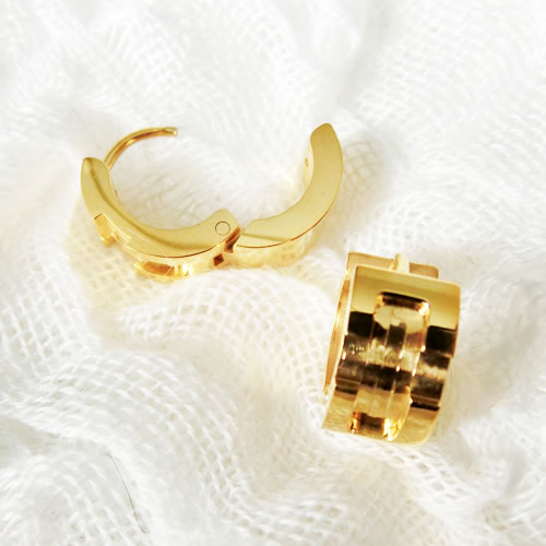 ステンレス　太フープピアス 09