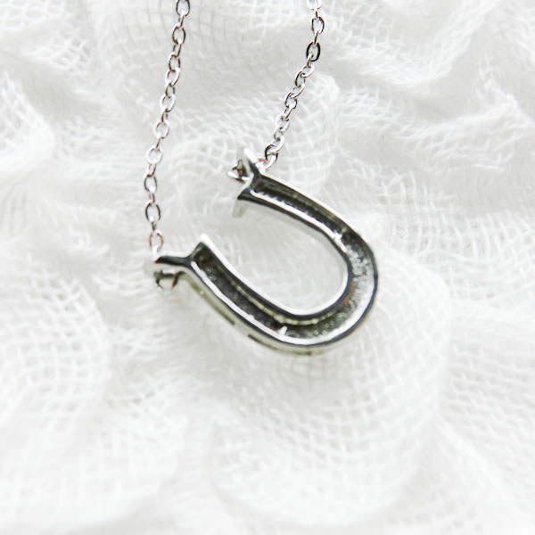 ステンレス ネッ クレス チェーン 付き 蹄鉄