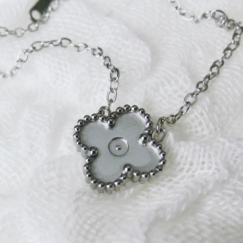 ネックレス10 四つ葉 ステンレス