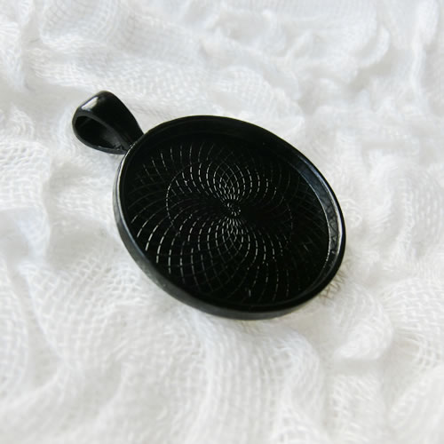 dg-p01 　シルバー ブラック　丸　ペンダントトップ