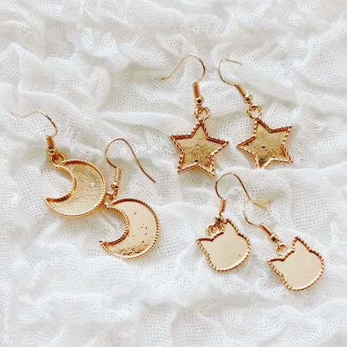 01 ハンドメイドピアス　美月追加 ジュエルハンドメイドデコ☆手作りアクセサリー・グルーの土台／ピアス