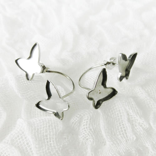 シルバー スタッド型ピアス16 蝶 バタフライ型 ステンレス素材【メール