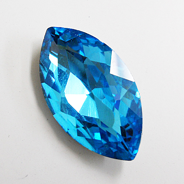 クリスタル・ビジュー・ファンシーストーン10個セット！