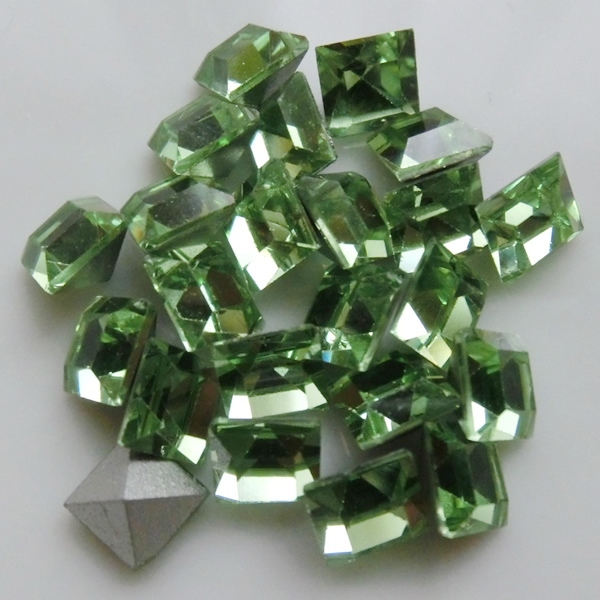 DS-67 ペリドット　6mm