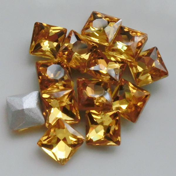 DS-68 ライトトパーズ　8mm