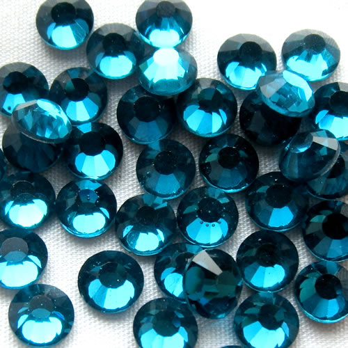 高品質ガラス フラットストーン ブルージルコン