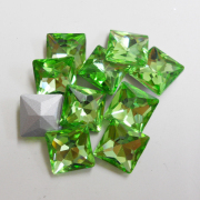 DS-70 ペリドット 12mm