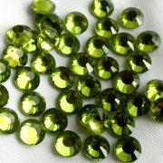 高品質ガラス フラットストーン オリバイン