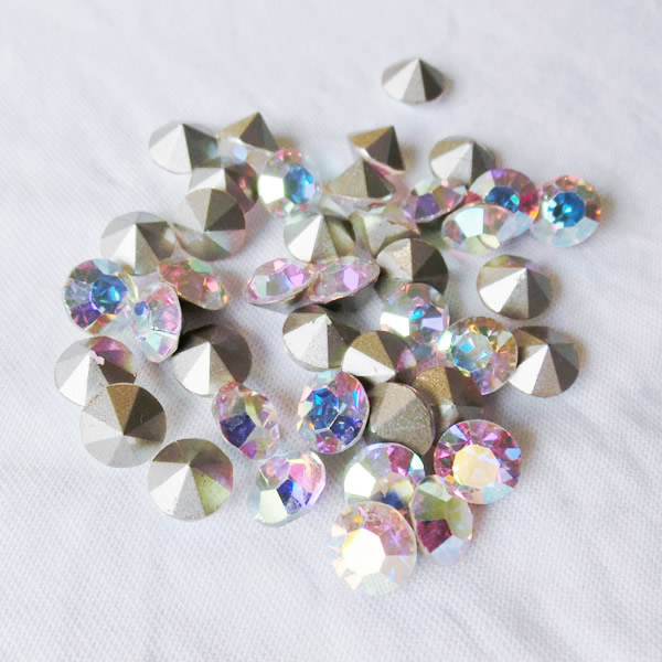 チャトン　Vカットストーン  クリスタルAB　裏シルバー　グロス