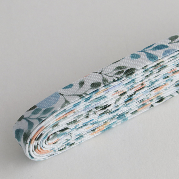 バイアステープ/12mm巾・ふちどり(４ツ折)　06 BUBBLE BUBBLE　【2.5m巻】　バイヤステープ/コットン/裾上げ/縁しまつ/縁どり/入園入学　【デコレクションズ】【メール便対応】