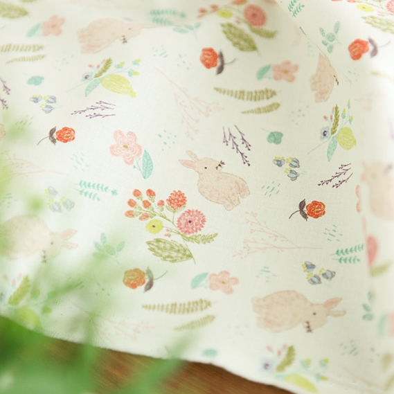 生地・布・入園入学 ≪ Little rabbit ≫ コットン/幅110cm 【10cm単位販売】
