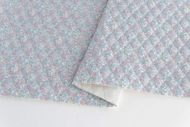 A tiny flower - fade キルティング 【デコレクションズ オリジナル