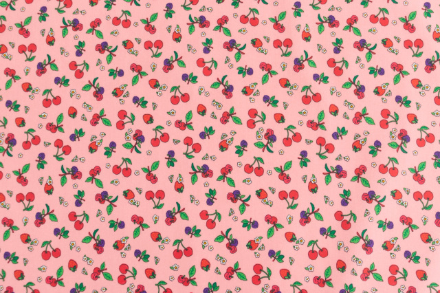 チェリーベリー ラミネート 【デコレクションズ 生地・布】 カット販売