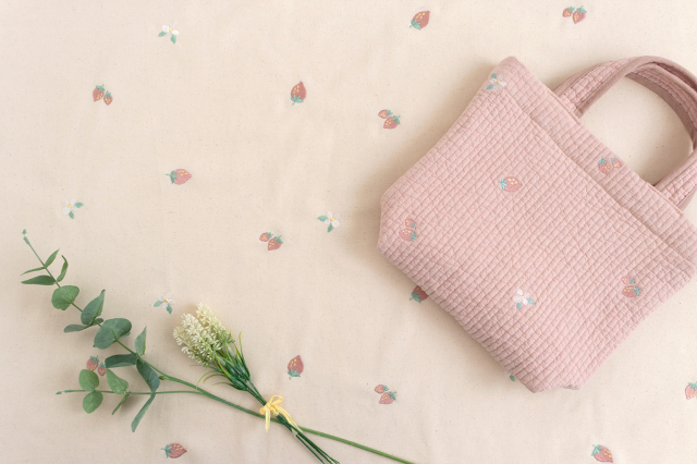 オックス刺繍生地【生地・布】 カット販売