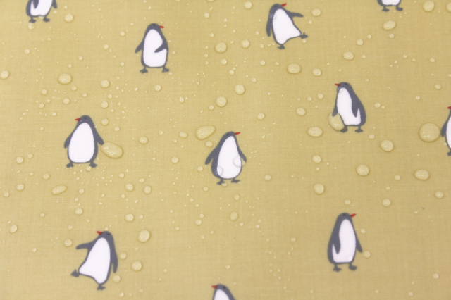 ラミネート生地 Penguin - yellow やわらかラミネート 【デコレクションズ オリジナル