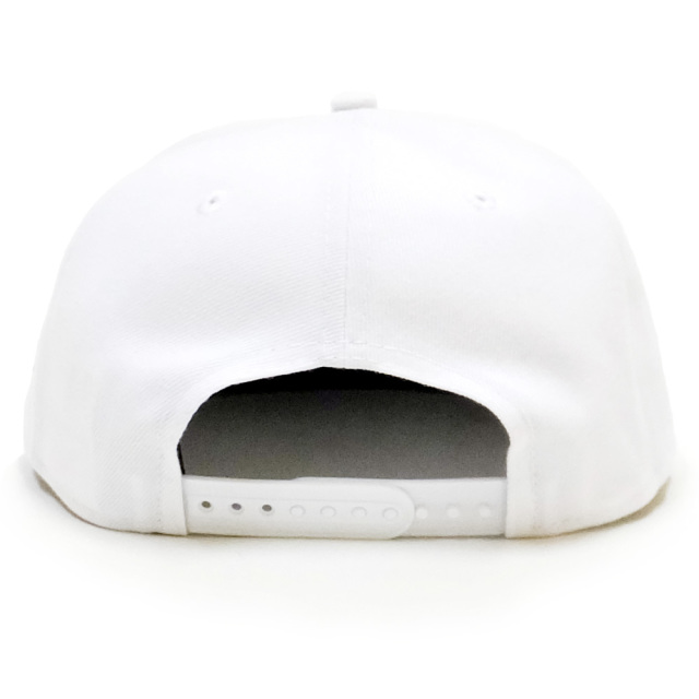NEW ERA ニューエラ フラットバイザーキャップ 9FIFTY メタルプレート ホワイト × ゴールド 11901190
