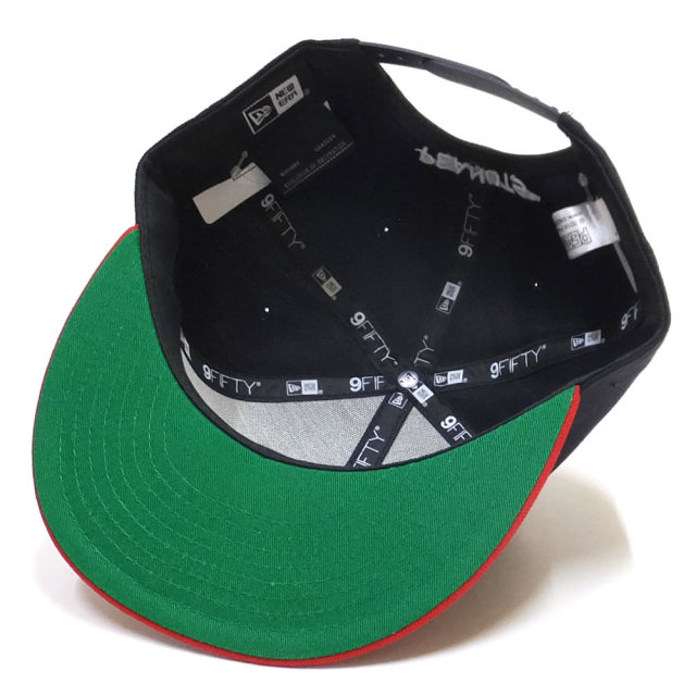 NEW ERA ニューエラ フラットバイザーキャップ 9FIFTY PEANUTS スヌーピー WOOF ネイビー 11914498