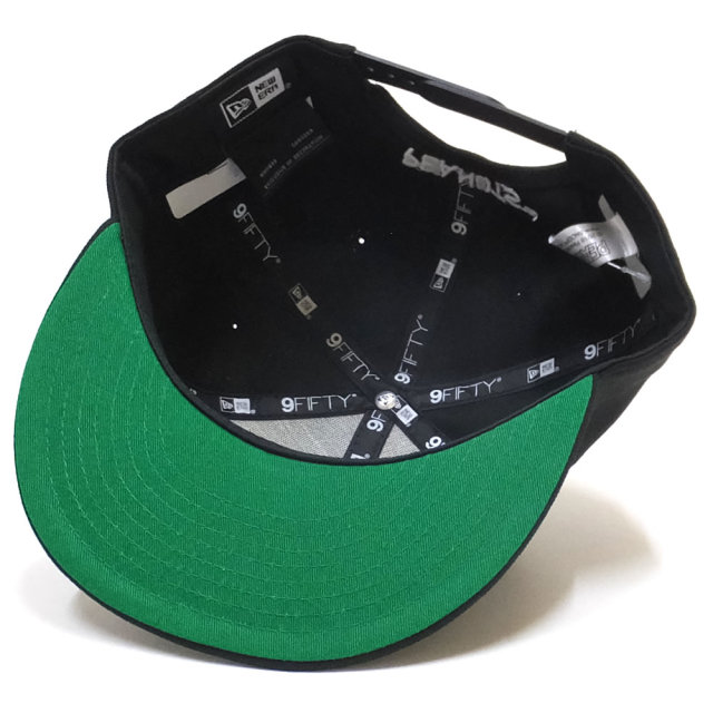 NEW ERA ニューエラ フラットバイザーキャップ 9FIFTY PEANUTS スヌーピー WOOF ブラック 11914499