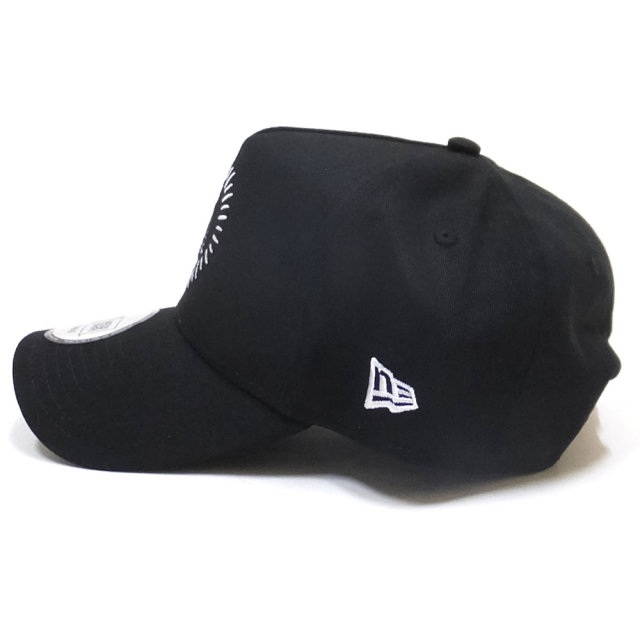 NEW ERA ニューエラ カーブバイザーキャップ 9FORTY A-Frame ダラー アイ ブラック × ホワイト 11914520