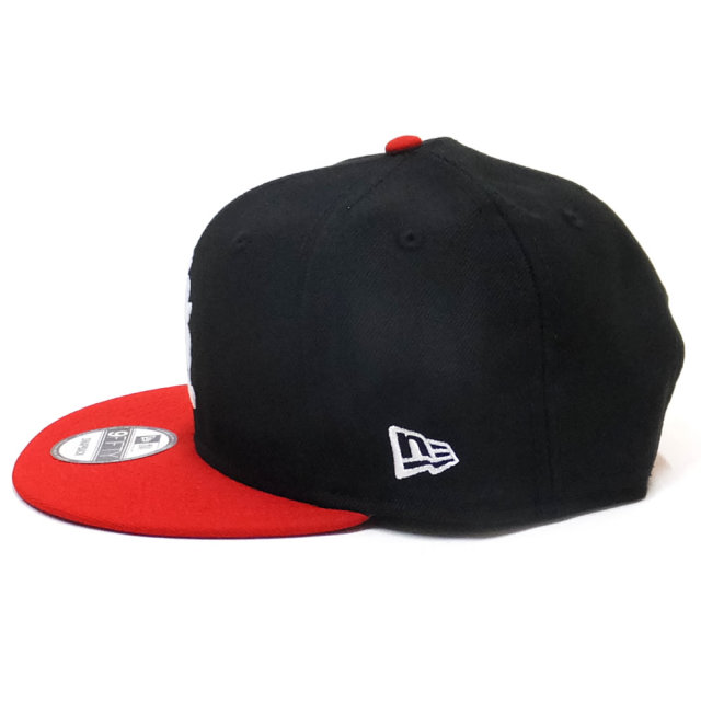 NEW ERA ニューエラ フラットバイザーキャップ 9FIFTY ディズニー ミッキーマウス シルエット ブラック × ホワイト レッドバイザー 12108954
