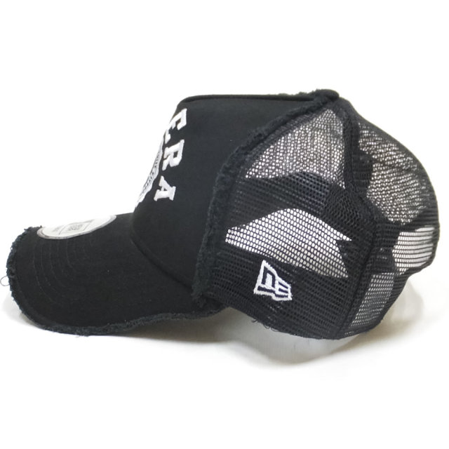 NEW ERA ニューエラ カーブバイザーキャップ 9FORTY A-Frame トラッカー カレッジ ブラック × スノーホワイト 11899231