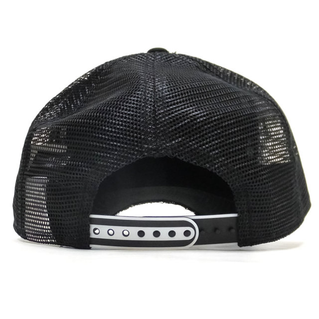 NEW ERA ニューエラ カーブバイザーキャップ 9FORTY A-Frame トラッカー カレッジ ブラック × スノーホワイト 11899231