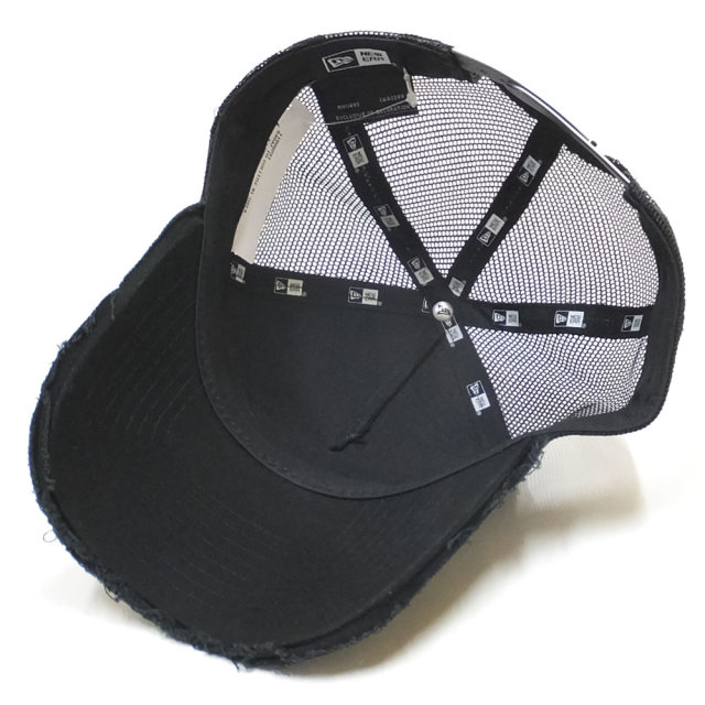 NEW ERA ニューエラ カーブバイザーキャップ 9FORTY A-Frame トラッカー カレッジ ブラック × スノーホワイト 11899231