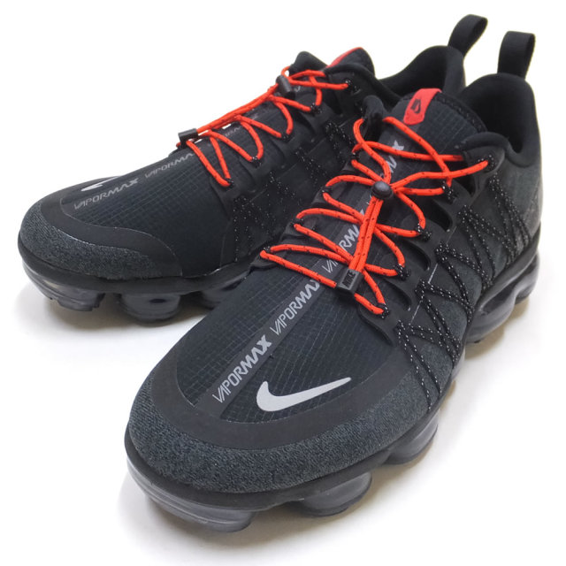 NIKE ナイキ スニーカー AIR VAPOR MAX RUN UTILITY AQ8810-001