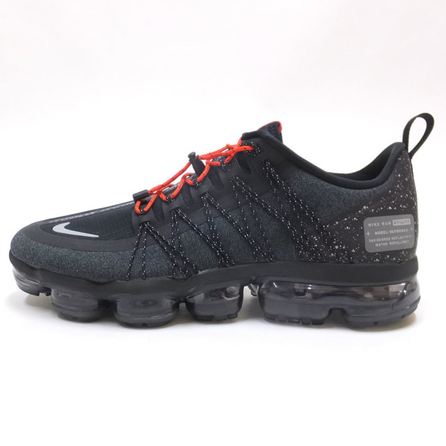 NIKE ナイキ スニーカー AIR VAPOR MAX RUN UTILITY AQ8810-001