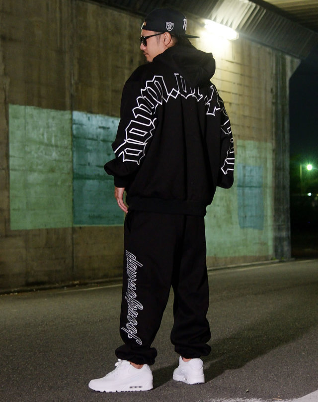 ヒップホップ系ファッションの旬な着こなし方はこれ！コーデテクニックを詳しく解説｜【公式DIVINER】ディバイナー公式サイト メンズファッション