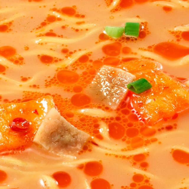 【調理イメージ】スーパーカップ1.5倍　豚キムチラーメン