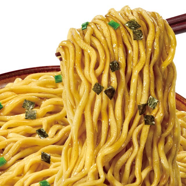 【調理イメージ】昆布水風まぜそば　鶏こく醤油味