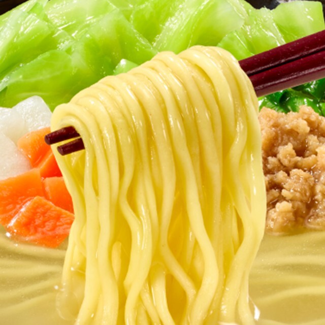 【調理イメージ】スーパーカップ1.5倍　地鶏だし塩鍋風ラーメン