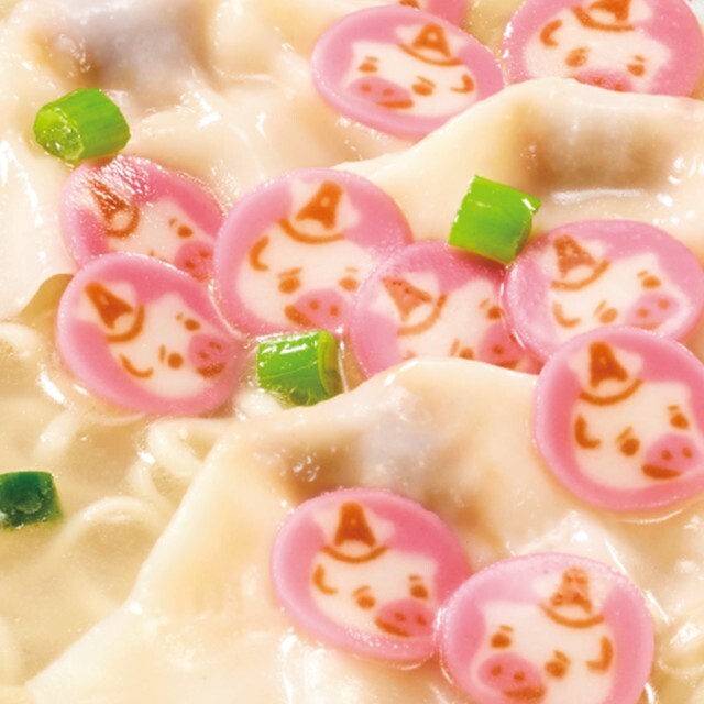 【調理イメージ】ワンタンメン　ブタブタこぶた祭　タンメン味