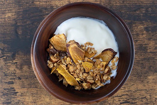 うるまグラノーラ　黄金いもと塩黒糖グラノーラ【常温】