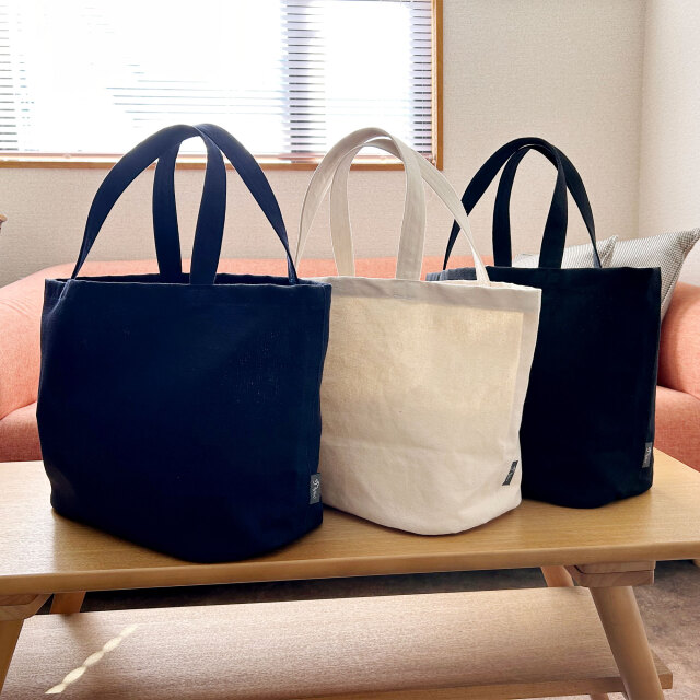 豊橋帆前掛け生地ラウンドトートバッグ