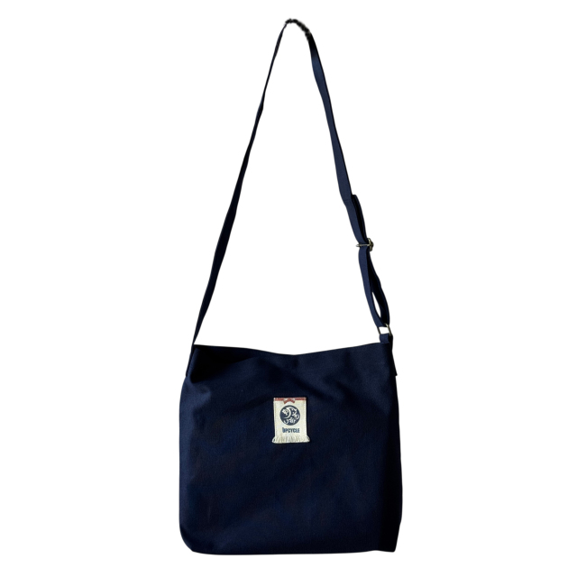 UPCYCLE 帆前掛け生地使用 斜めがけショルダーバッグシームレスタイプ