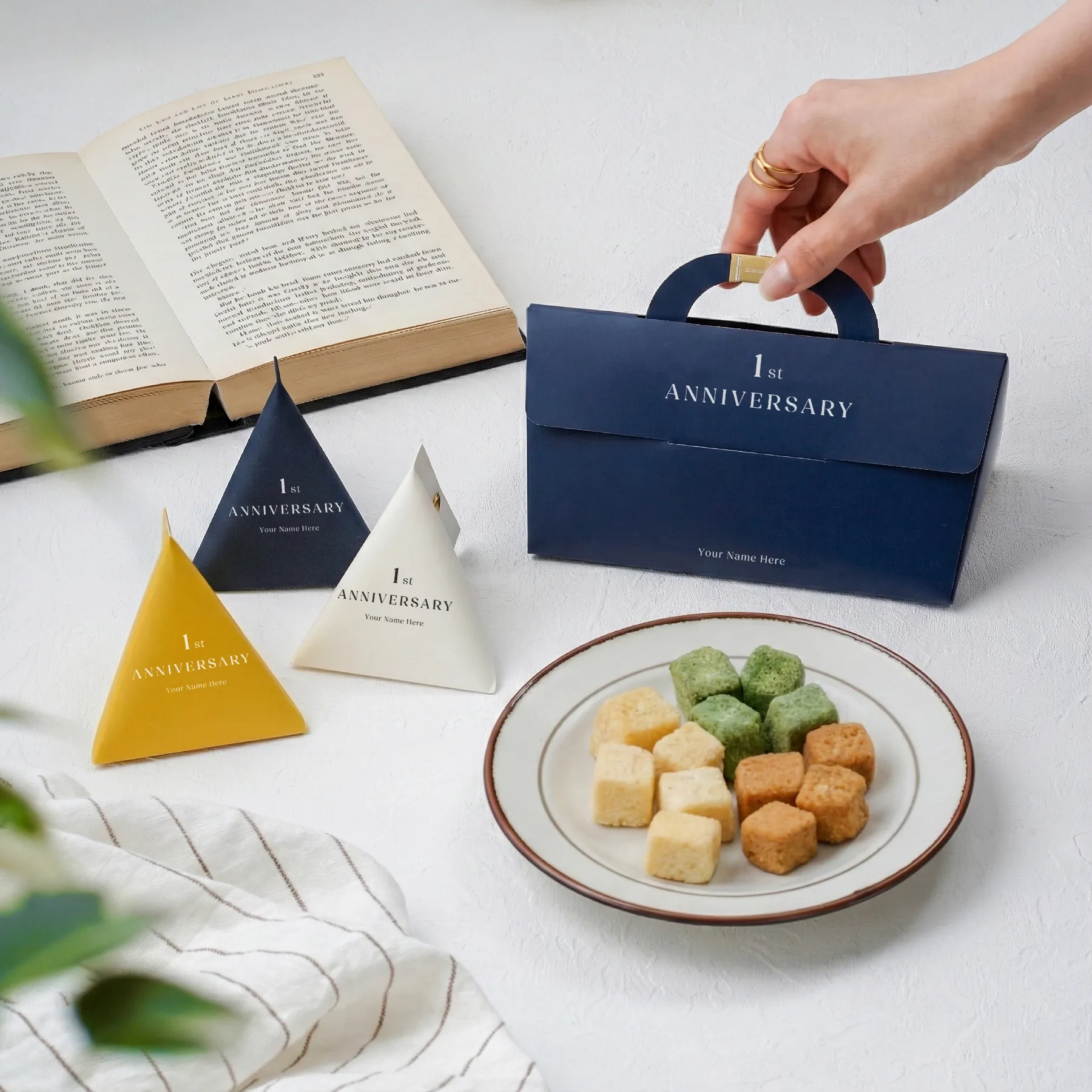 ひと口キューブラスク 3種入り 周年記念 Gift Bag パッケージ 20箱【手土産】【イベントギフト】