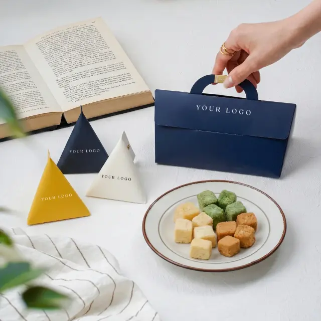 ひと口キューブラスク プチギフト3個入り Gift Bag ロゴパッケージ 20箱【手土産】【イベントギフト】