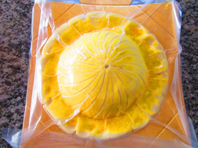 「箱館ポークとフォアグラ、燻製鴨のパイ」１２月2０日発送分