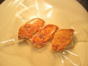 「デルアルバの軽くスモークして焼いたフォアグラスライスパック１２月２０日発送分」