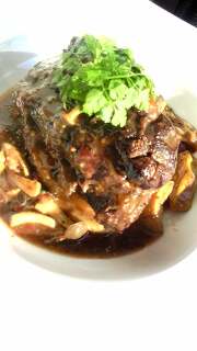 ボリュームアップした！国産牛ほほの煮込み