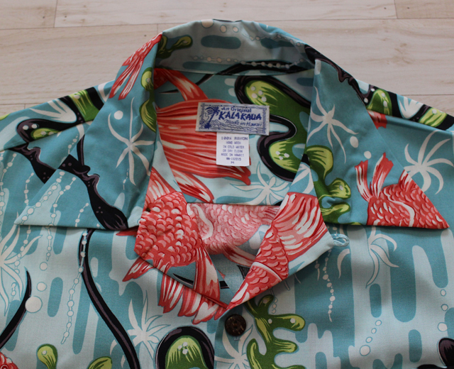 カラカウア　アロハシャツ　金魚　